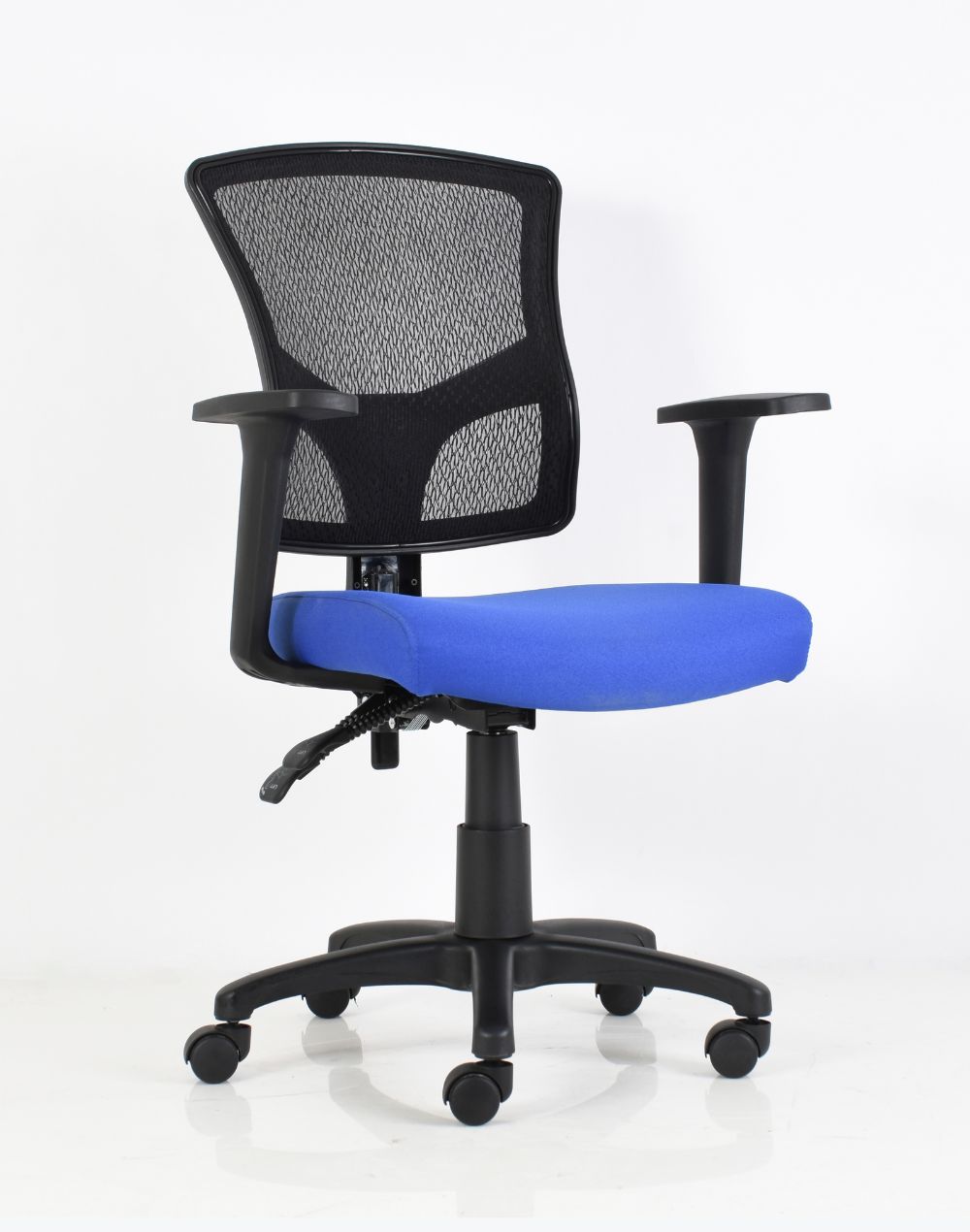 BM 7025 (2) BM 7025 - Image 1