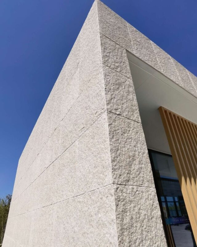 Panel-decorativo-piedra-flexible-muro-exterior